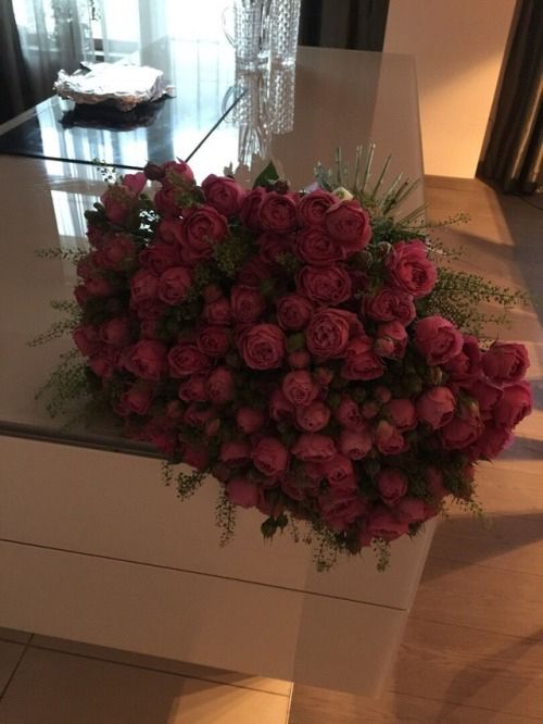 YOUR (THOUGHTFUL) 2021 VALENTINE'S DAY GIFT GUIDE